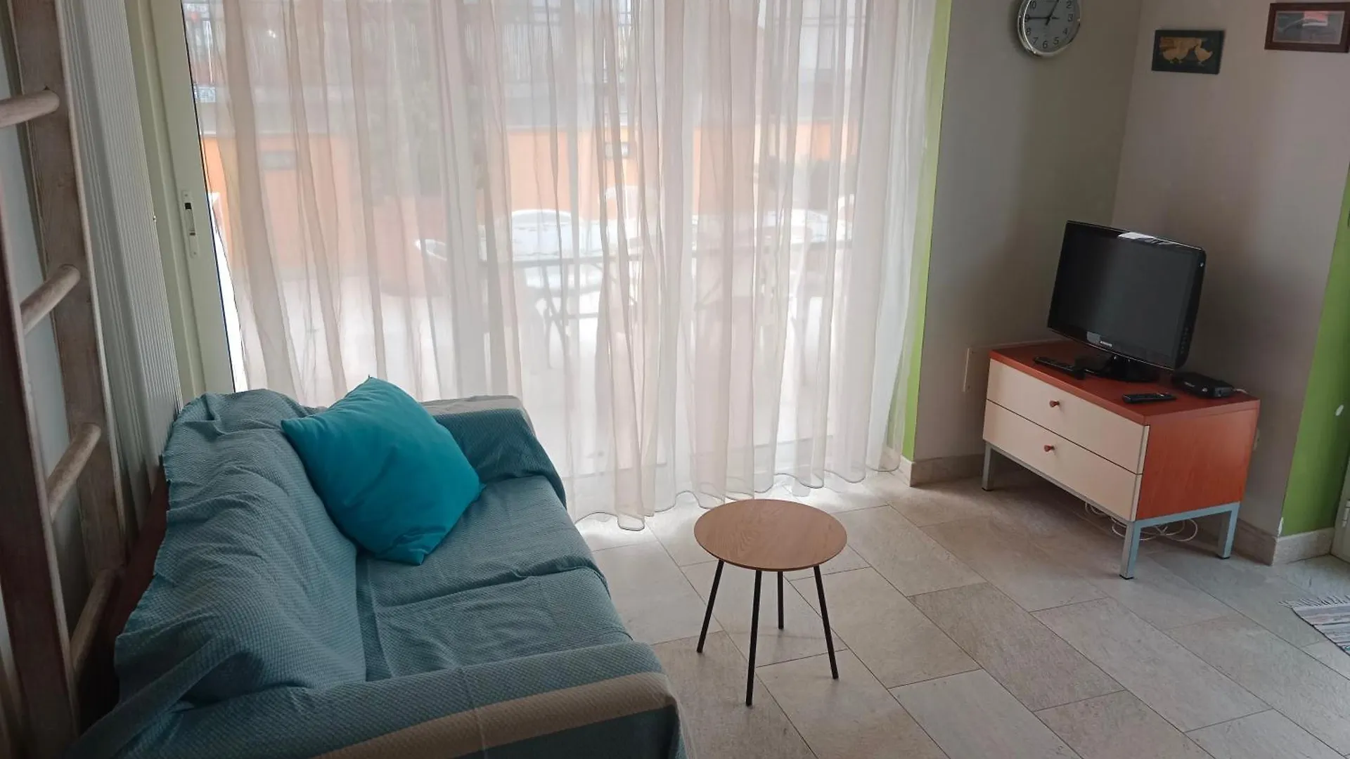 La Casa Gialla Laigueglia 0*,