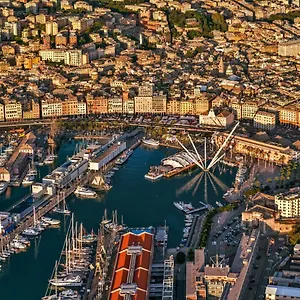 Molo Genova